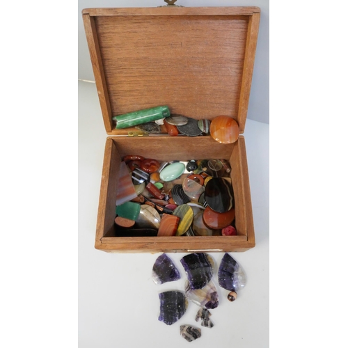 861 - A collection of stones including Blue John, agate, goldstone, etc.