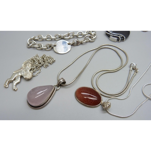 920 - A collection of silver jewellery and a plated chain, 89g