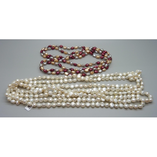 924 - Two long strings of Pearls, 349g