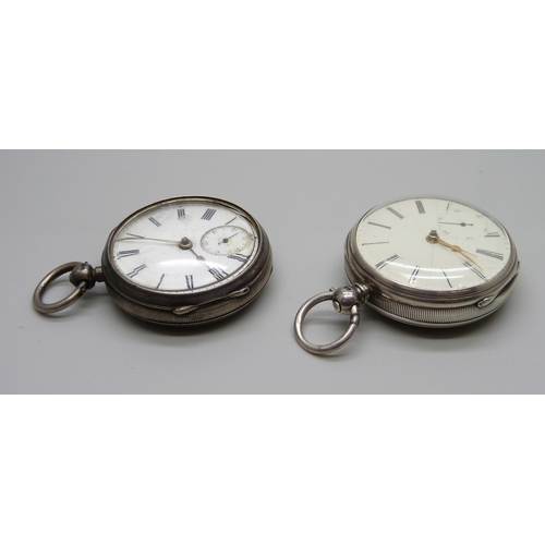 948 - Two silver fusee pocket watches, one with loose glass