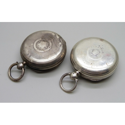 948 - Two silver fusee pocket watches, one with loose glass