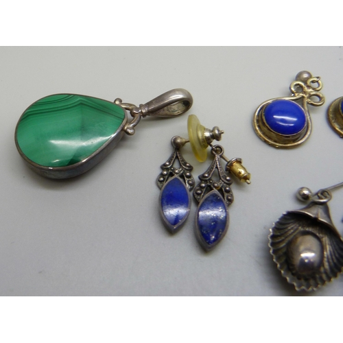 992 - A collection of lapis lazuli set jewellery including a lapis and malachite pendant, three pairs of s... 