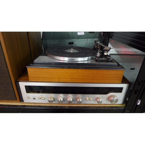 5104 - A quantity of stereo equipment including a Garrard SP25 MK IV  synchronous motor turntable record pl... 