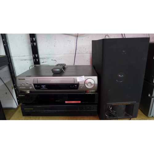 5106 - A quantity of stereo equipment including, a Panasonic NV-HD67S superdrive tape player, a Sony RDR-DC... 