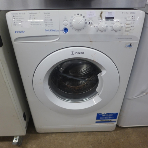 5120 - An Indesit Innex Water Balance Plus 7KG 1200 spin washing machine