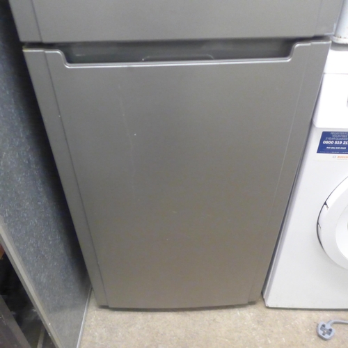 5128 - A Hotpoint model FSFL58G free standing 50/50 fridge freezer