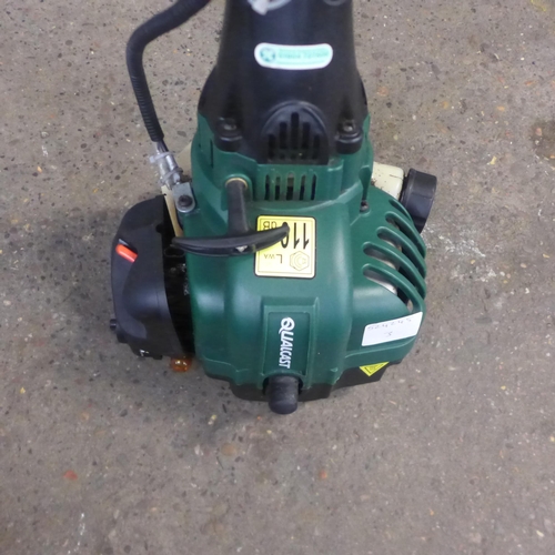 5146C - A Hyundai 99CC petrol lawn mower and a Qualcast CDB30A petrol grass strimmer *Police repossession