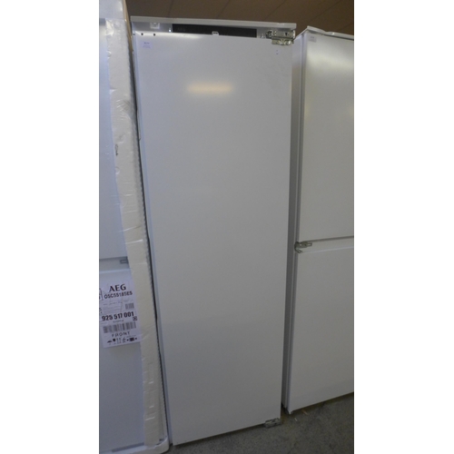 4177 - AEG Integrated Tower Fridge  - Model NoSKE818E1DC, (Transit damage) Original RRP £832.50  + vat (460... 