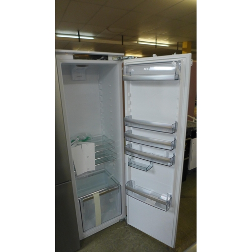 4180 - AEG Integrated Tower Fridge - Model NoSKE818E1DC, Original RRP £832.50  + vat (460-160)    * This lo... 