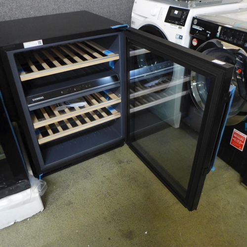 4196A - Siemens Wine Chiller Model No KU21WAHGOG (460-235) *This lot is subject to VAT