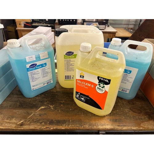 5270 - Four assorted cleaning chemicals - Diversey soft care fresh x 2, Diversey drain cleaner and Selclems... 