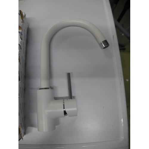 4040 - Della Tap White - High Pressure Only - Model NoTA.BLA.005, Original RRP £149.17  + vat (460-201)    ... 