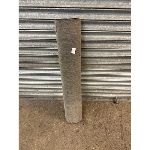 5223 - A part roll of roofing felt