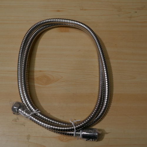 6216 - 2 Waterpik Powerpulse   Shower Heads And Hose (335-339,400) *This lot is subject to Vat