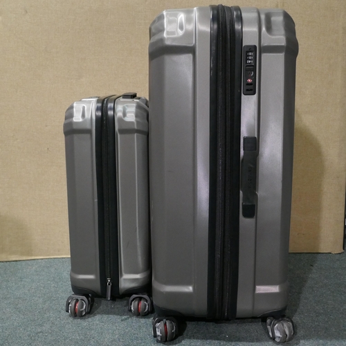 6226 - Samsonite Silver Endure 2 Piece Hard Shell Suitcase Set, Original RRP £119.99 + Vat (335-405) *This ... 