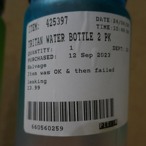 6237 - 2x Tritan Water Bottles and a Zulu Water Bottle    (335-145,181) *This lot is subject to Vat