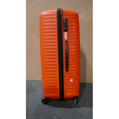 6250 - At Jetdriver Large 79Cm 4 Wheel Spinner Case (Missing Wheel)   (335-406) *This lot is subject to Vat