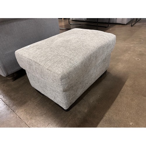 3045 - A silver weave footstool