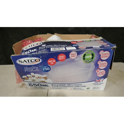 6295 - Satco Plastic 650ML Takeaway Containers with Wooden Knives and Two Packs of Napkins (335-23) *This l... 