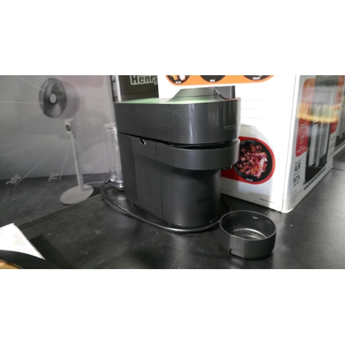 6024 - Lazy Susan, Magimix Vertuo Pop Coffee Machine and 2x Thermoflasks (Damaged) (335-489,496,500) *This ... 