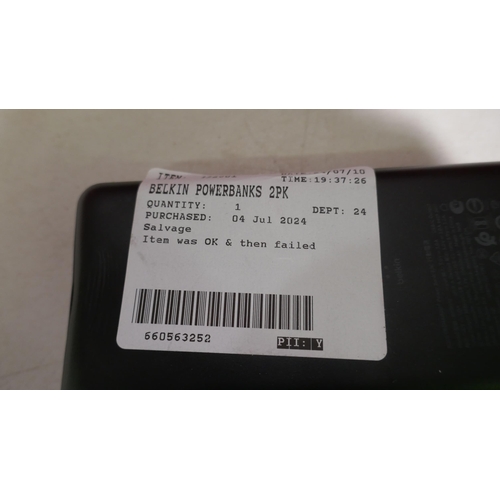 6111 - 2x Mixed Sized Belkin Powerbanks  (1X20K 1X10K)     (335-346) *This lot is subject to Vat