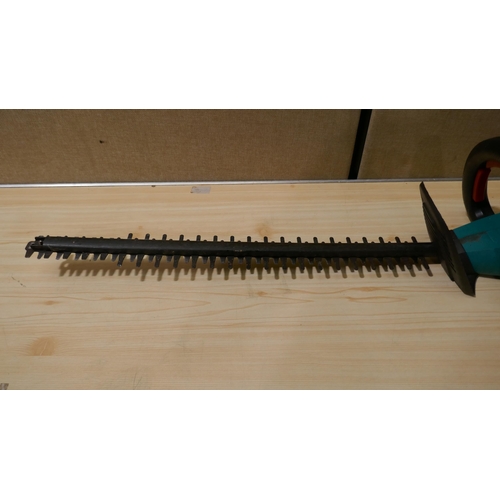 6128 - Bosch Cordless Hedgecutter with Battery and Charger (Model No: Ahs5520)  (335-515) *This lot is subj... 