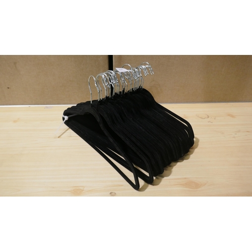 6140 - 30 Flocked Coat Hangers (335-803)  * This lot is subject to vat