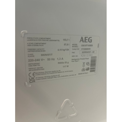 4066 - AEG 50/50 Fridge Freezer (Frost Free) (Transit damage) Original RRP £583.33  + vat (460-197)    * Th... 