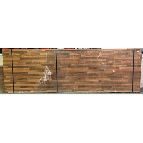 6049 - Walnut Effect Worktop 300cm x 97cm (554-154)   * This lot is subject to vat