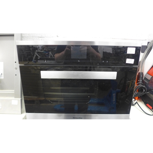 5175 - A Miele DW16600 steam oven