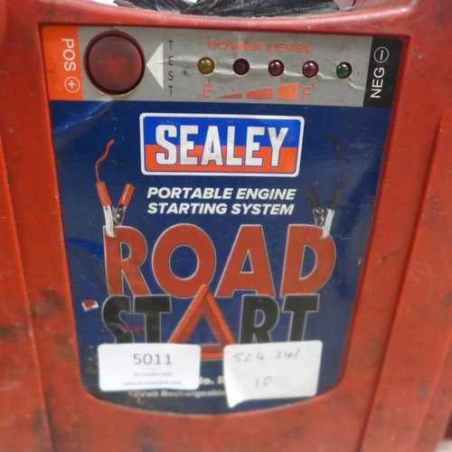 5011 - A Sealy RS102.V4 Road Start portable engine starting system