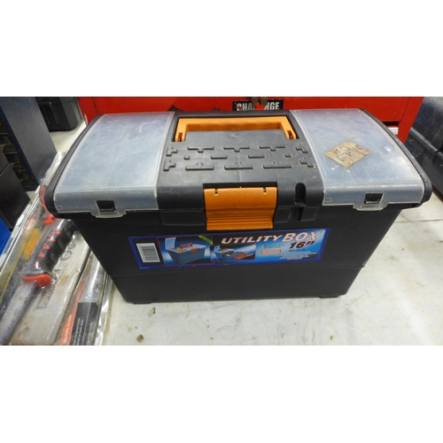 5035 - A large red metal Challenge tool box containing assorted hand tools and other items, a 16