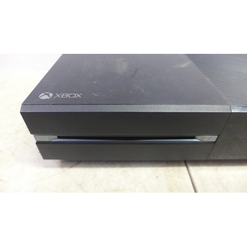 5061 - An Xbox One with Xbox One wireless controller, an Xbox 360s with wireless Xbox controller and an Xbo... 