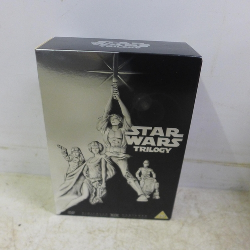 5062 - A collection of Blu-Rays and DVDs including Star Wars collection