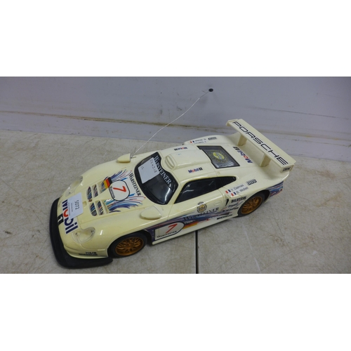 5072 - A Saicon 1/14 scale Porsche 911 GT1 remote control car with controller