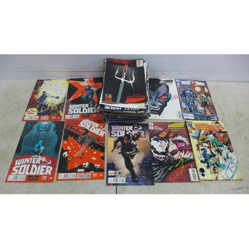 5078 - Approximately 40 assorted Marvel Comic books including House of M, Secret Avengers, Fantastic 4, Win... 