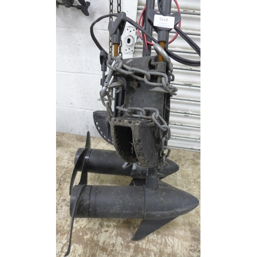 5210 - Two Minn Kota Endura 55 - 55lbs thrust electric outboard motors