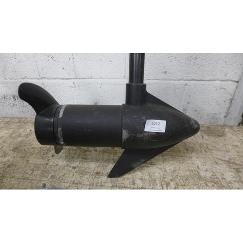 5212 - A Minn Kota Endura 30-33lbs thrust electric outboard motor