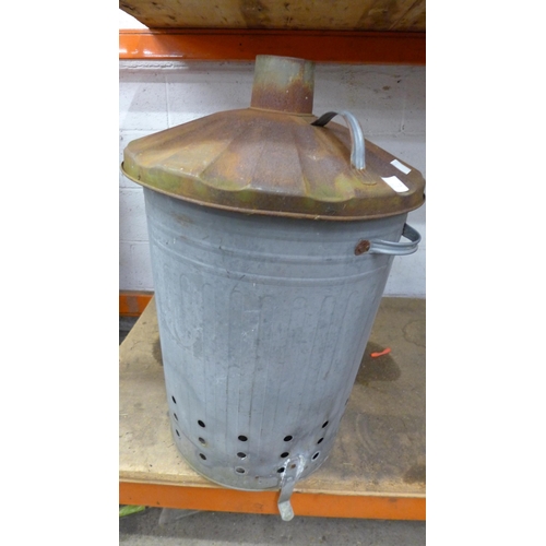 5224A - A galvanised steel incinerator bin, a watering can and a 5 litre hand pump pressure  sprayer