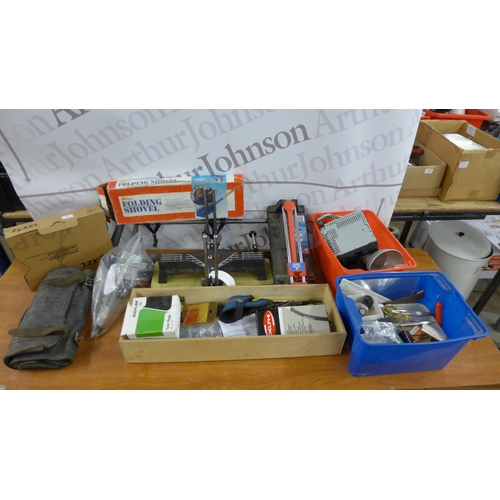 5268 - 3 boxes of assorted DIY items including, leather tool roll, stud detector, Tile cutter, mitre saw, e... 