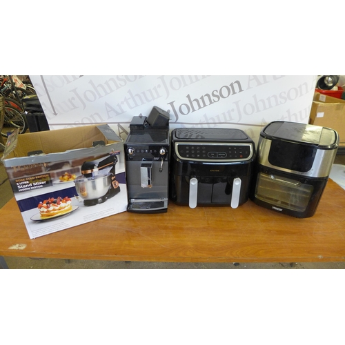 5276 - 4 kitchen items including a Salter air fryer, a Purista Series 300 coffee machine, a Princess fryer ... 