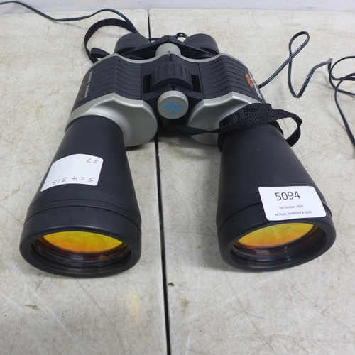 5094 - A set of JL Breaker optical zoom 10 - 30x60mm binoculars and a pair of Mitex general walkie-talkies ... 