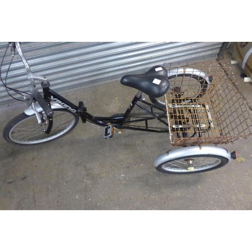 5196 - A Viking Trike with attached rear basket *Police repossession