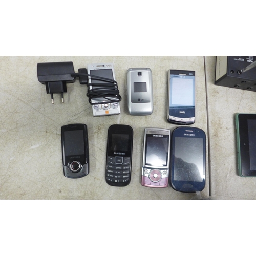 5110B - A quantity of mixed electrical items including An Amazon tablet, Samsung, Sony Ericsson and LG mobil... 