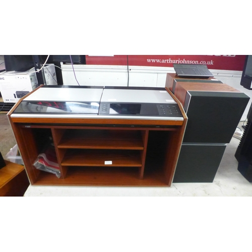 5138 - A Bang & Olufsen Beocentre 7700 music centre with FM stereo/MW/LW/Dolby B NR cassette deck and turnt... 