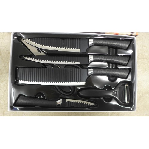 5128 - An EREASTHQS six piece knife set