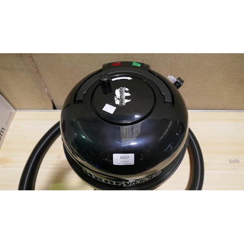 6017 - Henry Micro Hi-Flo Vacuum Cleaner with box and accessories (missing pole)  (Model no: 900671/Hvr200M... 