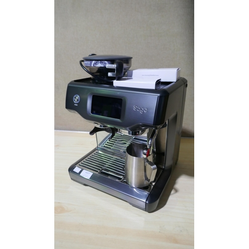 6027 - Sage Barista Touch Pump Coffee Machine with box and accessories (Model no: Ses880Bst) Original RRP £... 