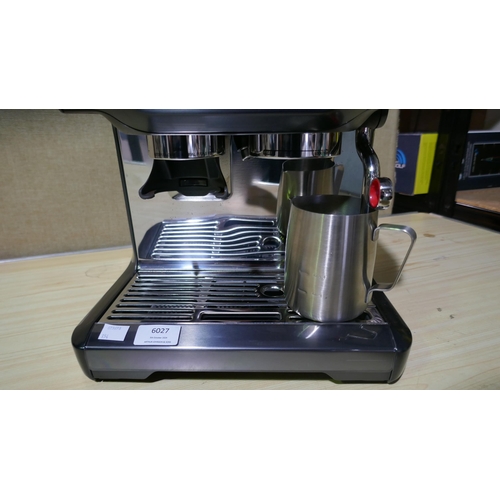 6027 - Sage Barista Touch Pump Coffee Machine with box and accessories (Model no: Ses880Bst) Original RRP £... 