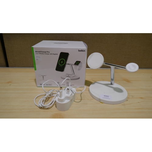 6060 - Belkin 3-In-1 15W white wireless Charger with box (336-183) *This lot is subject to Vat